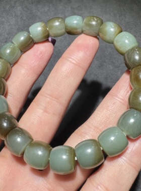 惊呆方言新疆和田玉老坑且末蓝调奶蓝带糖油润细腻10mm直切手串S6