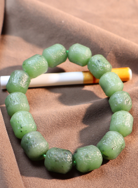 俄罗斯果绿碧玉老广工艺13mm手串
