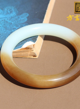 重量级方言和田玉珍藏级且末料细腻细腻糖白玉56mm半山水手镯O8