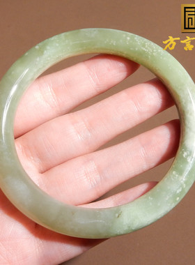 青海玉老坑翠青意境三色精美手镯