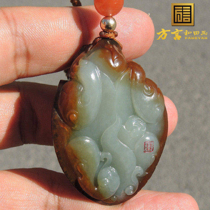 方言镇店之宝珍藏级蓝基调老土大红沁皮籽料吊坠福寿龙龟手把件F