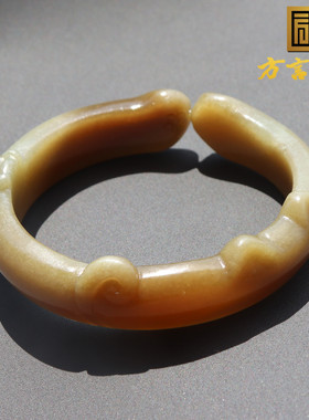 亮眼方言和田玉佩戴级俄料老坑料糖带翠细腻高脂内径55mm手镯A8