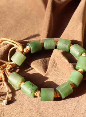 新疆油润阳绿碧玉籽料12MM手串