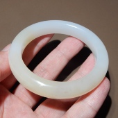 方言和田玉收藏精品新疆且末料糖羊脂白玉高冰底内径54mm手镯子w4