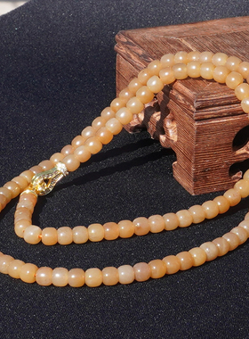 方言和田玉且末金山矿黄糖玉手串