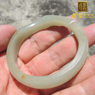 方言和田玉玉龙河产一面满洒金皮无结构高脂白玉籽料57特色手镯F