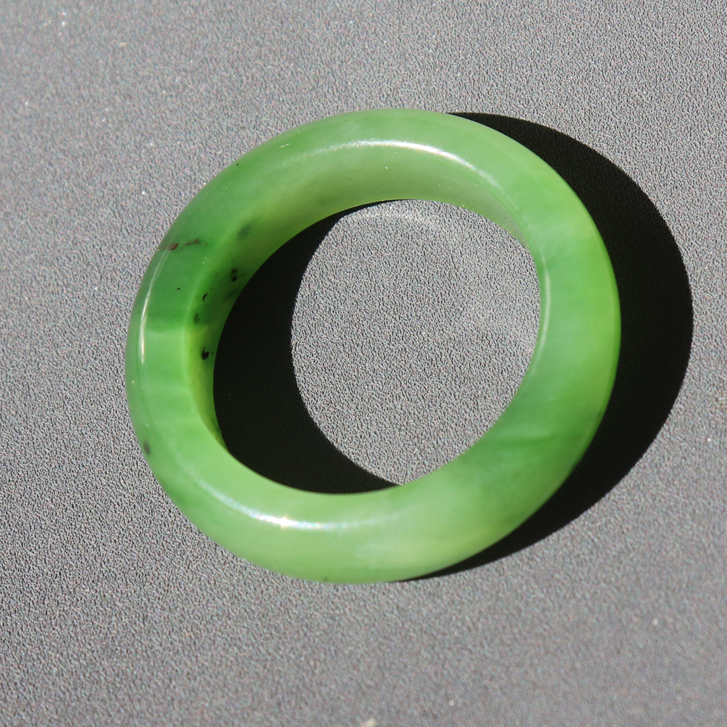 方言和田玉苹果绿碧玉戒圈