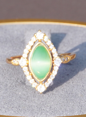 方言俄料猫眼碧玉粉青银镶玉戒指