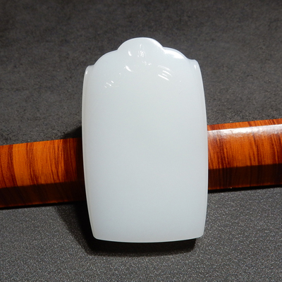 收藏级方言和田玉95于田老料细腻无结构羊脂白玉平安无事牌吊坠h2