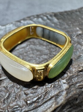 方言和田玉老熟新疆且末糖青花籽料藕粉碧玉18K金镶嵌17mm戒指S