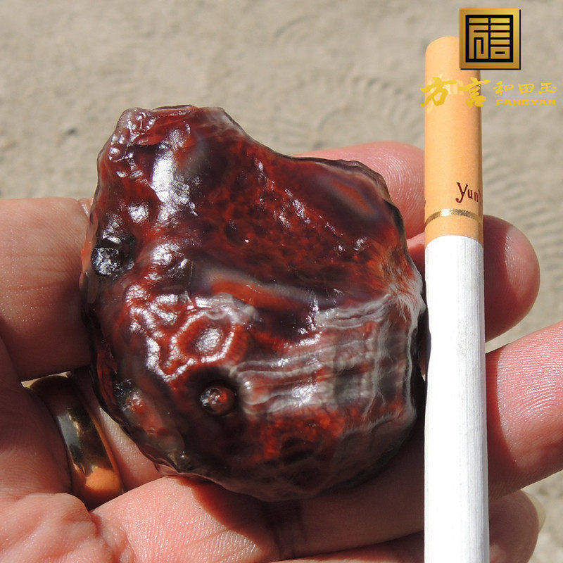 方言企业黑山精品地表有包浆玻璃皮龟背纹南红近一口气地表籽料F