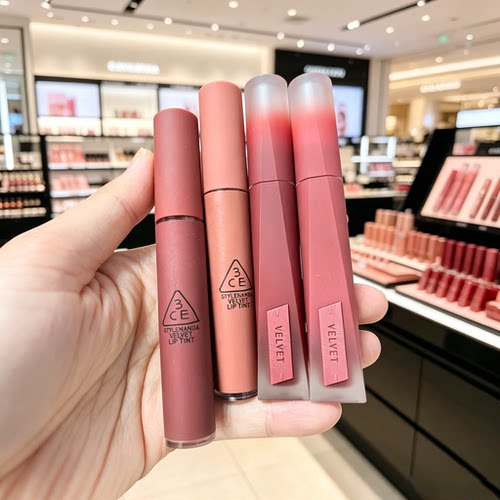 3CE丝绒唇釉色号提升气色持久