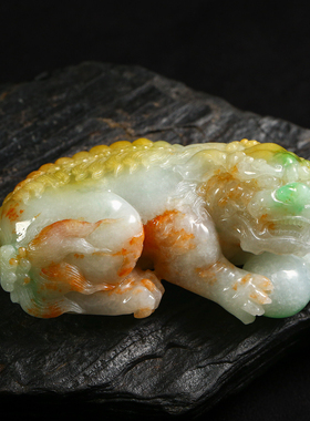 翡翠摆件狮子- B31217A11