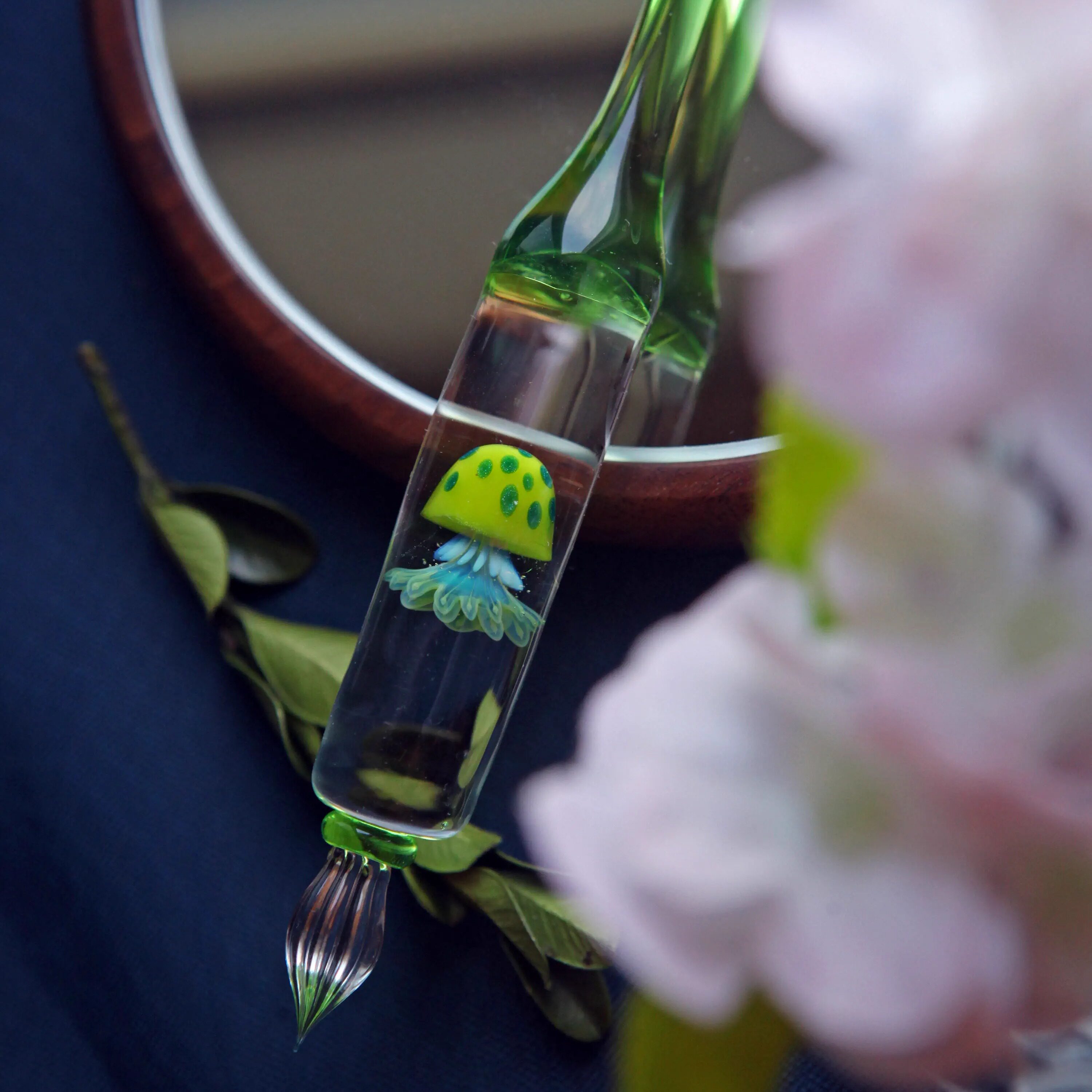 【七十二号笔家】试色蘸水笔柠檬绿透明玻璃水母玻璃笔 glass pen