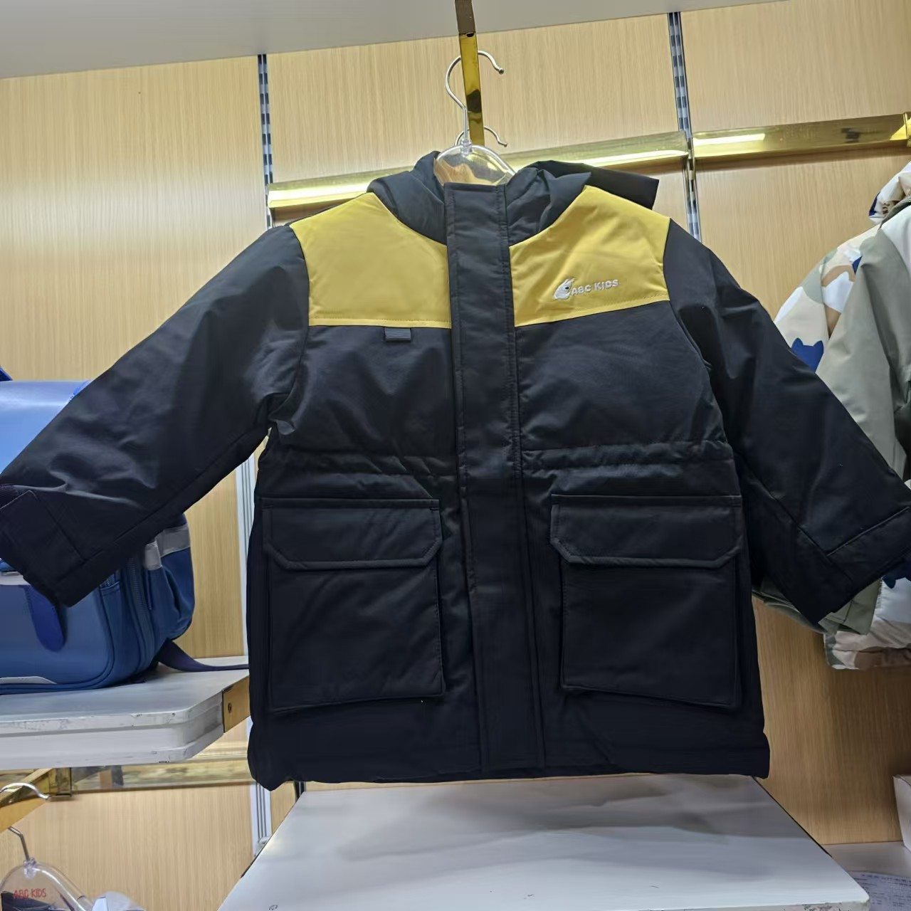 abckids童装2024冬新款男小童洋气连帽羽绒服中长外套F452209102