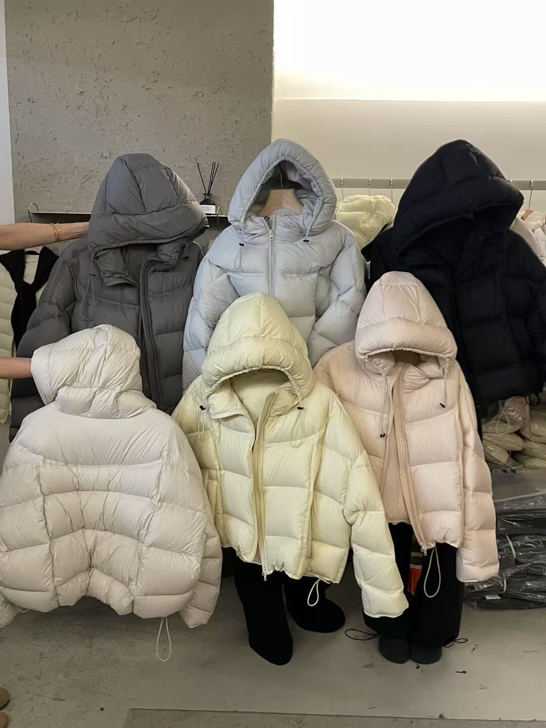 in.11新款冬90羽绒服女短款加厚保暖鸭绒外套时尚洋气连帽面包服