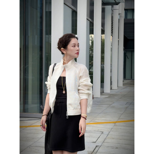 休闲薄款外套女时尚百搭
