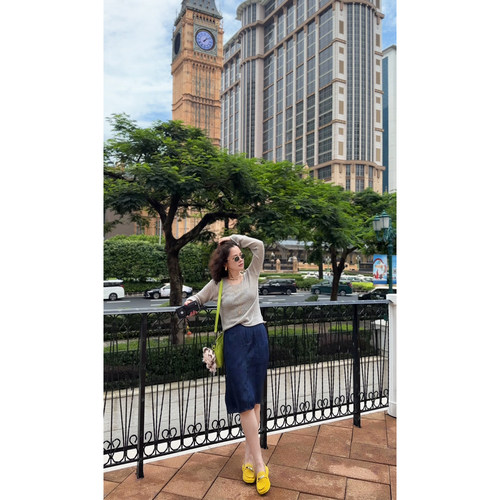 高腰半身裙女气质轻薄显瘦