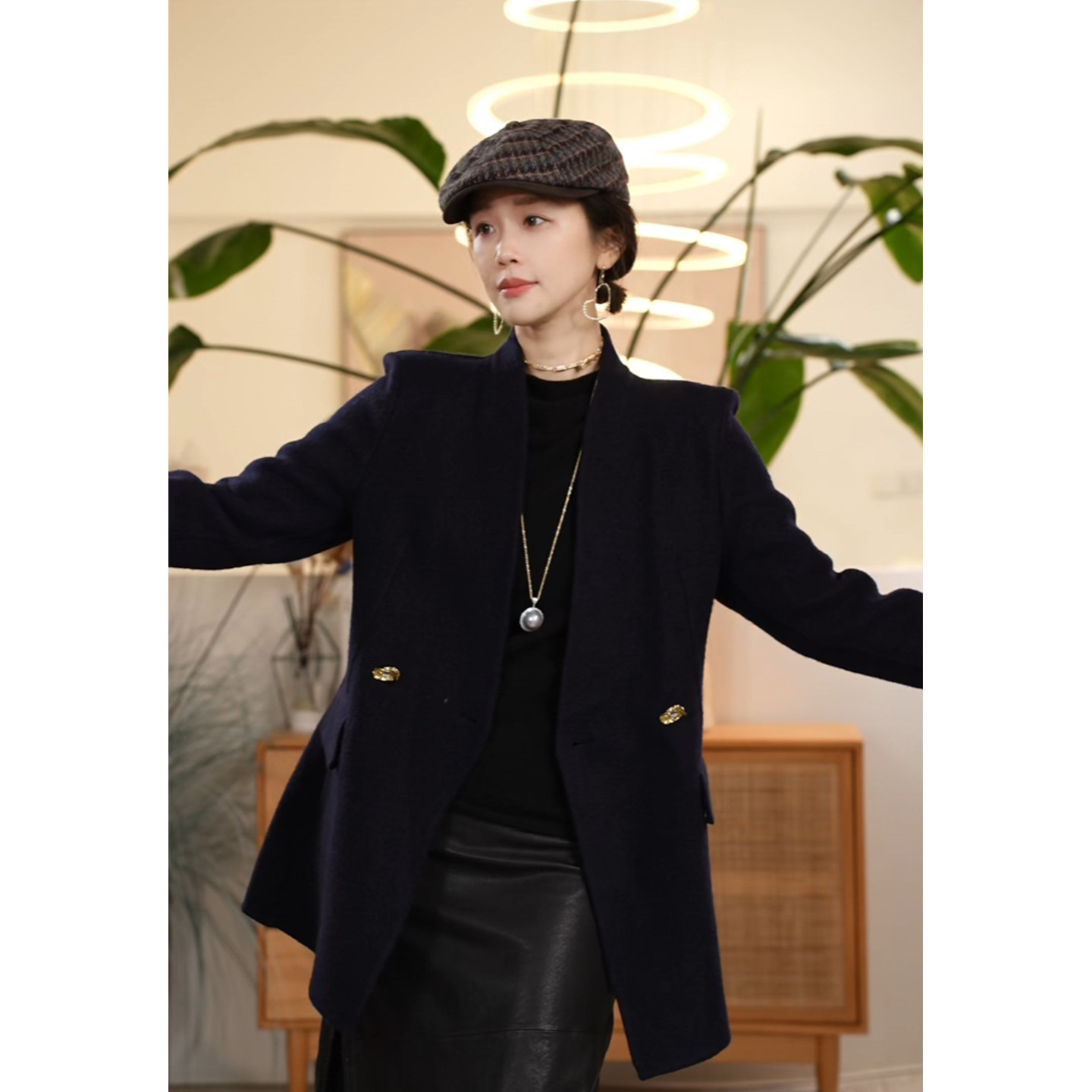 X【叭哒不惑】墨鎏 绵羊毛V领西装毛呢外套女气质金属扣百搭大衣,女装/女士精品,毛呢外套,淘宝优惠券,粉丝福利购,淘宝优惠卷