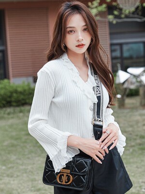 梦丽莎正品小众高级质感单肩腋下小方包女通勤手提斜挎包欧美潮流