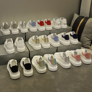 小白鞋男款2026新款超火高级感休闲鞋百搭透气增高板鞋厚底运动鞋