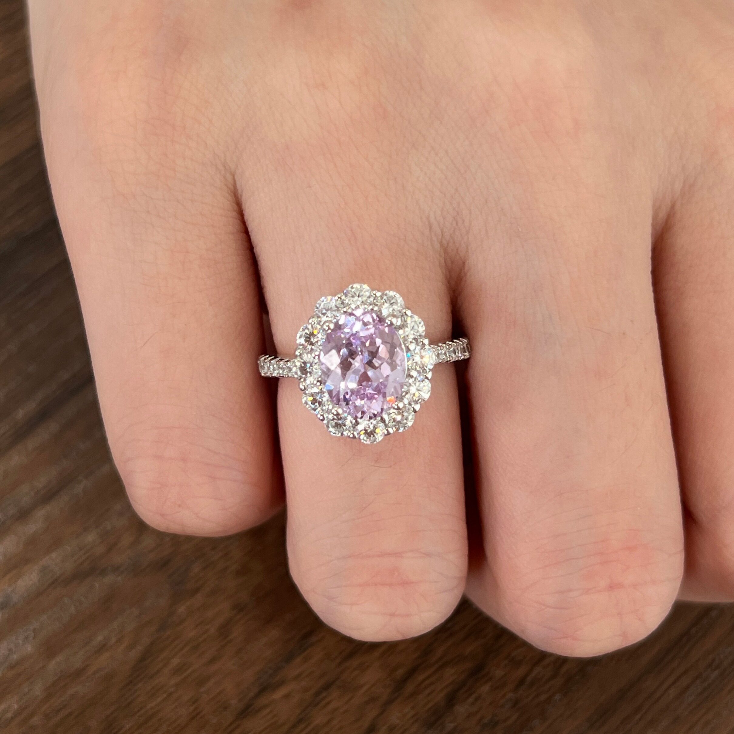 培育薰衣草紫蓝宝S925纯银戒指2.4ct7*9鸽子蛋旦形豪华满镶女钻戒
