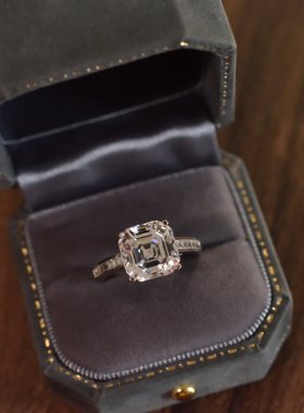 4克拉宝塔阿斯切s925纯银戒指