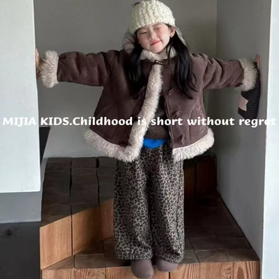 童装秋冬加厚羊角扣麂皮外套