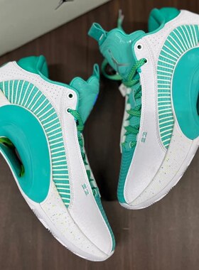 薄荷绿实战篮球鞋JORDAN