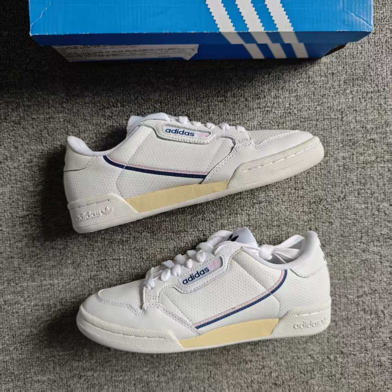 老款特价ADIDAS阿迪达斯CONTINENTAL 80女头层牛皮板鞋 EF6011