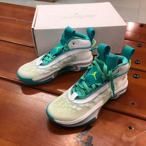 Jordan男子实战篮球运动鞋