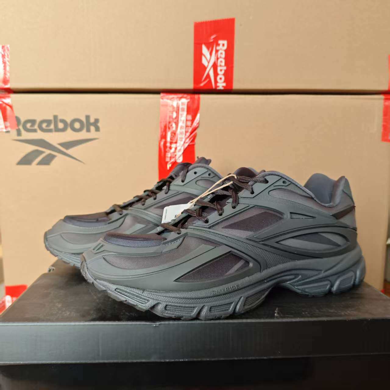 REEBOK NGG联名 PREMIER ROAD MODERN休闲鞋RIMA035C99FAB0041010