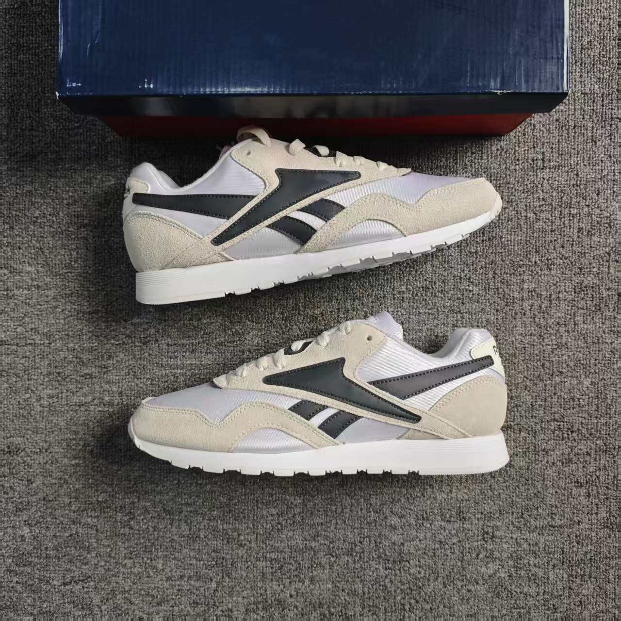 REEBOK锐步男CLASSIC NYLON PLUS 1994经典休闲复古跑鞋 GY9879