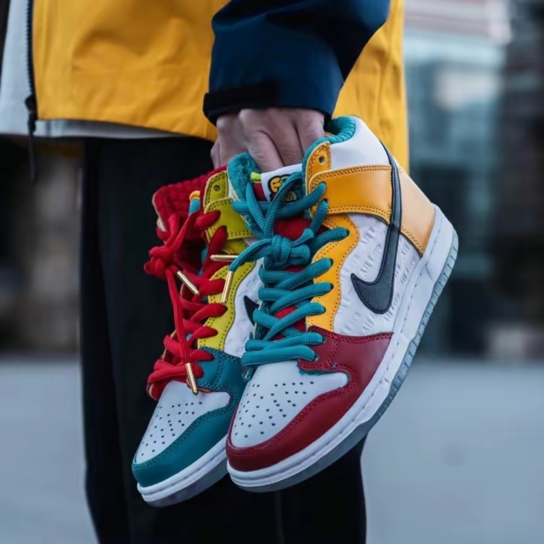 板鞋nike板鞋彩色彩色拼接