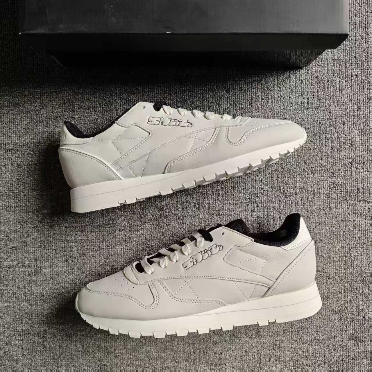 REEBOK锐步SNEEZE联名男女同款Classic Leather休闲复古鞋 IE9215,运动鞋new,运动休闲鞋,淘宝优惠券,粉丝福利购,淘宝优惠卷