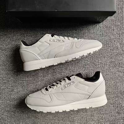 REEBOK锐步SNEEZE联名男女同款Classic Leather休闲复古鞋 IE9215