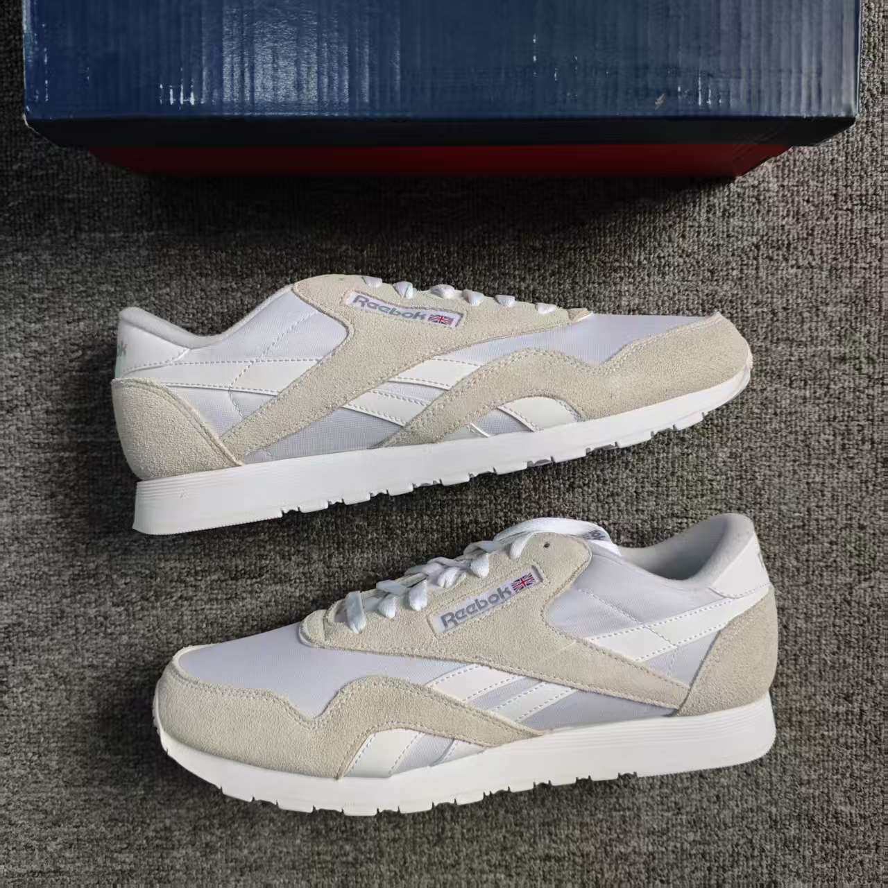REEBOK锐步男子CL NYLON运动休闲复古跑鞋 GY7235