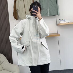 安德玛UA女子冲锋衣25新款City Explorer连帽运动夹克外套6005891