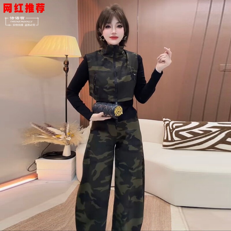 网红新款时尚百搭休闲洋气套装设计感迷彩外套+裤子套装女两件套