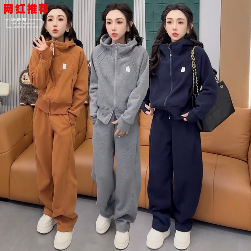 2025秋冬新款加绒加厚运动套装女连帽卫衣长裤保暖洋气休闲两件套