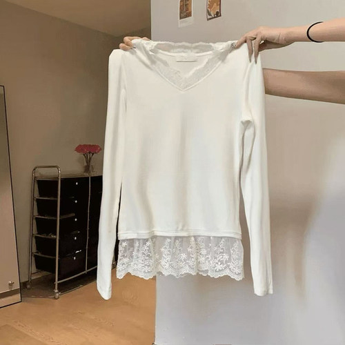 白色蕾丝花边下摆叠穿德绒长袖