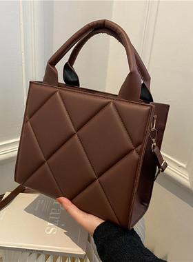 2025 Stylish Handheld & Crossbody Bag 时尚女包手提单肩斜挎包