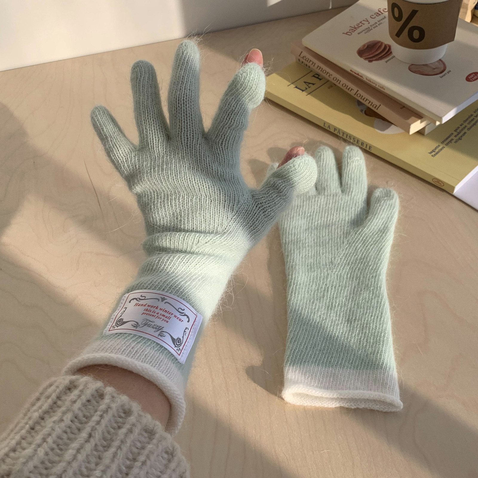 韩系温柔拼色薄款露指触屏女秋冬季保暖兔毛混纺毛线针织分指手套