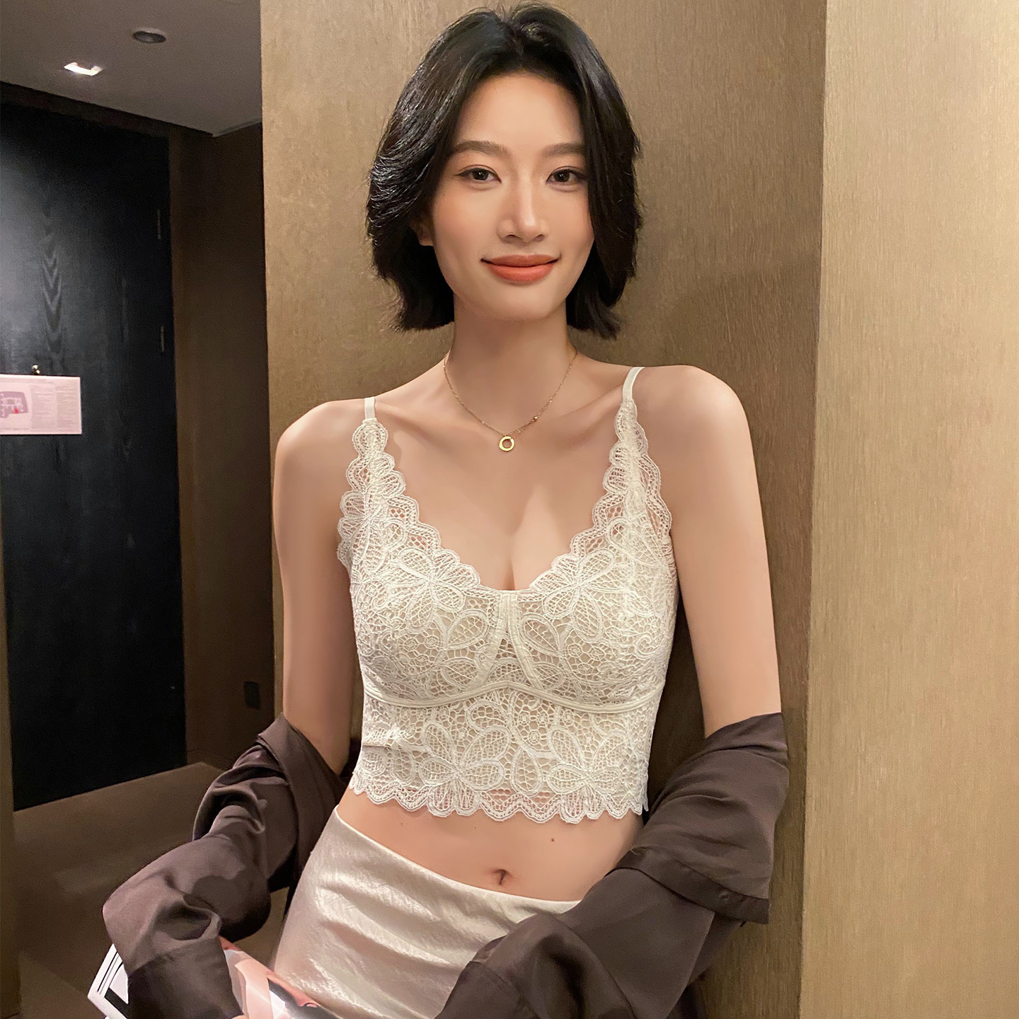 背心式内衣女夏季薄款透气小胸舒适性感蕾丝收副乳防下垂美背文胸