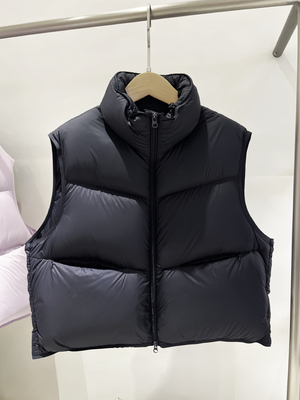 三防零压感泡芙云朵简约纯色95白鹅绒面包服马甲女羽绒服马夹背心