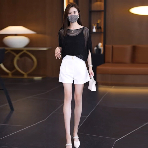 冰丝蝙蝠衫套装女2024夏季新款时尚镂空吊带上衣短袖T恤搭配短裤