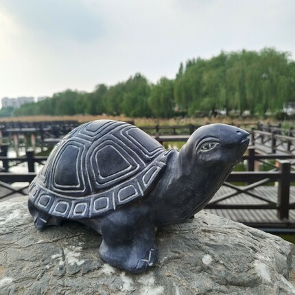 石雕青石小乌龟石头家用工艺品摆件吐水景观装饰鱼缸造景花园庭院