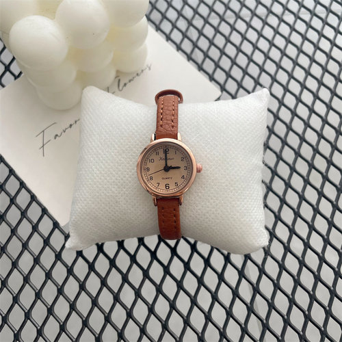 棕色细皮带静音指针女士考试手表