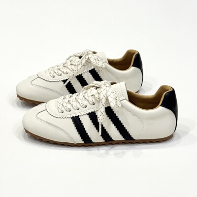 umumni优慕妮超火小众复古板鞋