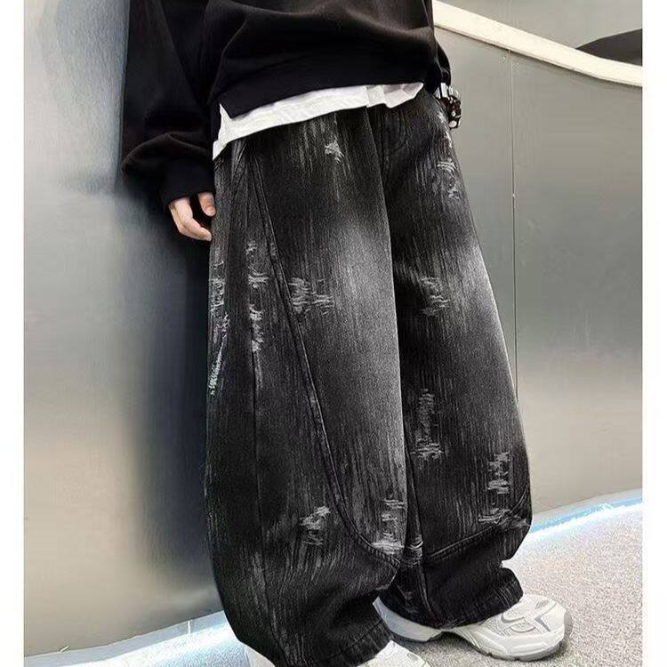 男童裤子2026新款牛仔裤儿童春秋弯刀裤猫抓磨毛破洞宽松百搭长裤